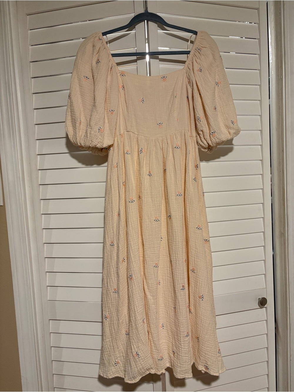 Luxe Cream Puff-Sleeve Midi Dress